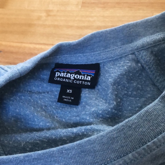 Women’s Patagonia sweatshirt. Worn once - Picture 3 of 3